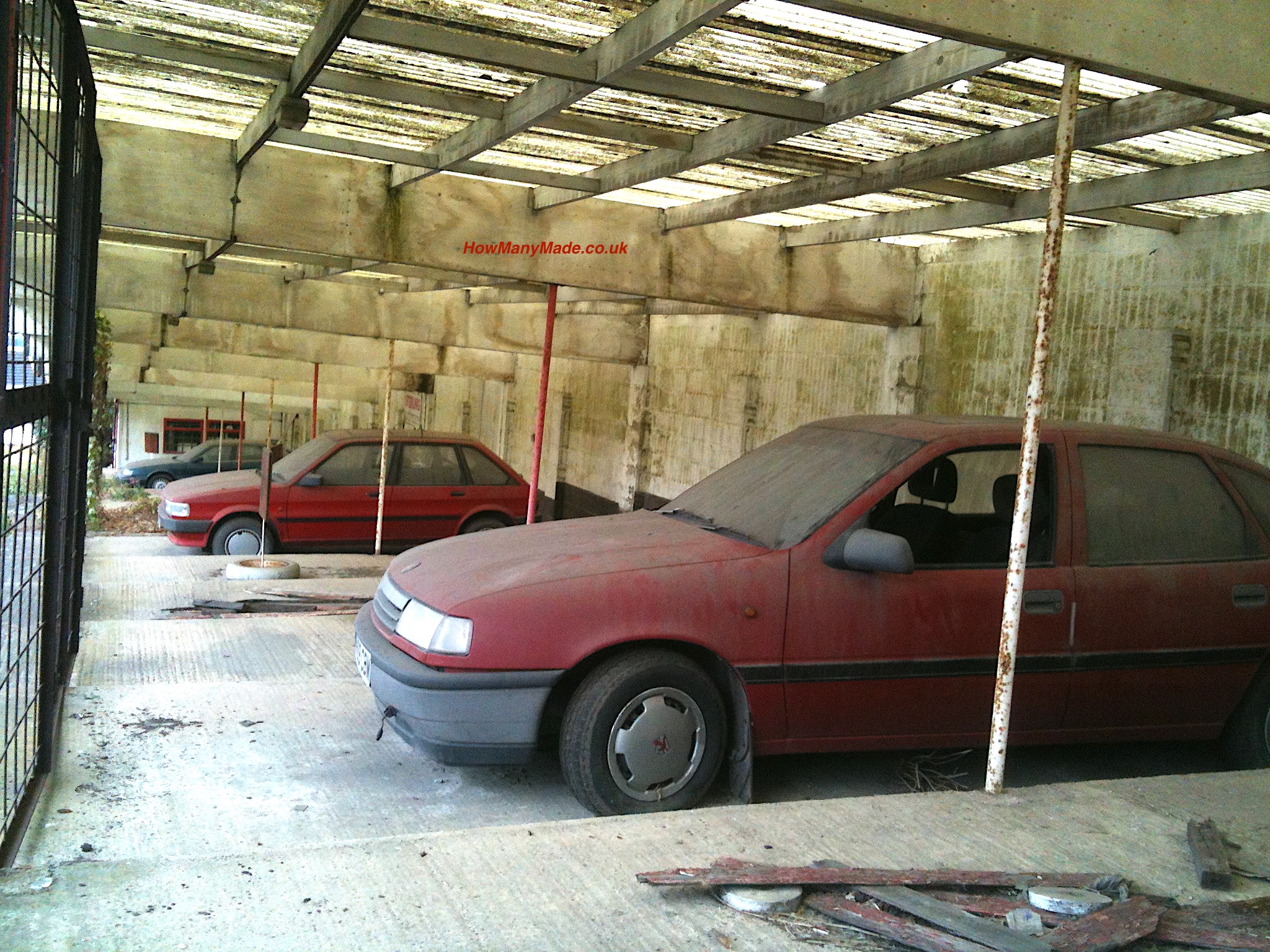 ©HowManyMade. Abandoned GarageIMG_5546 copy