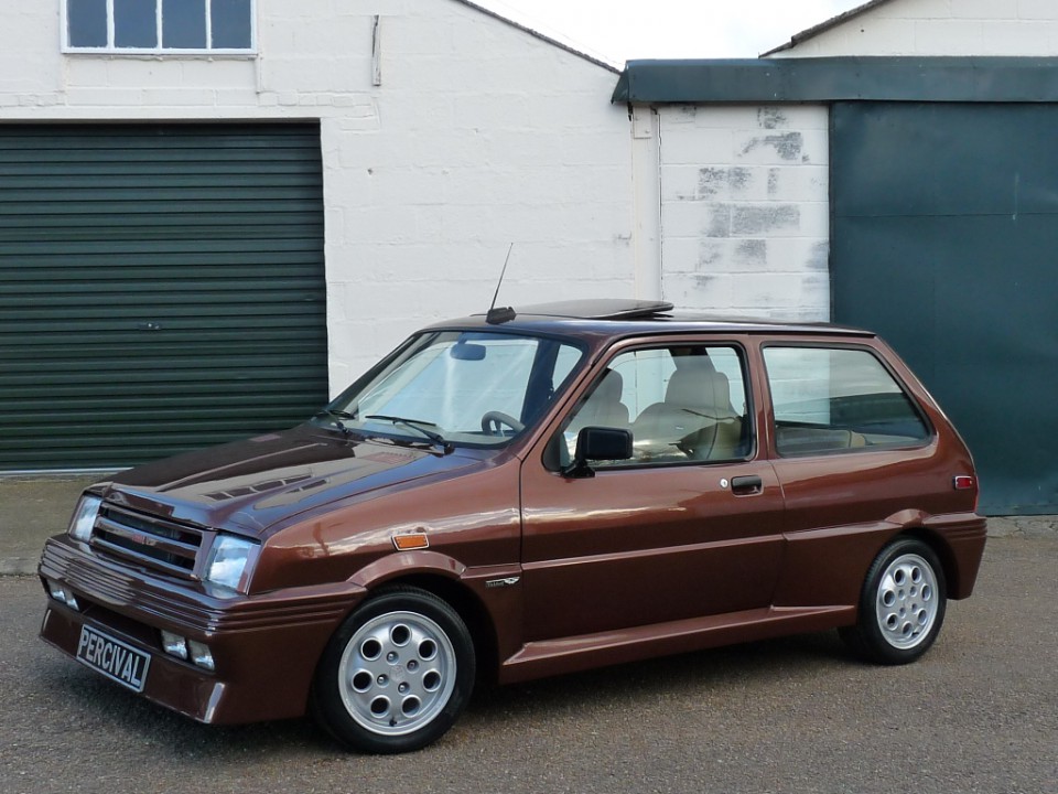 MetroTickfordYKO585Xshowroom(2)